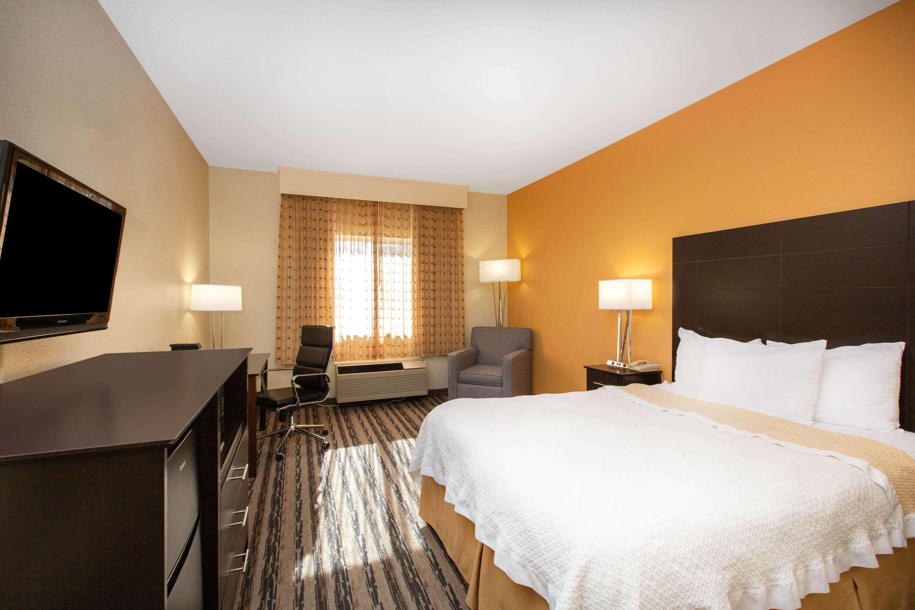 La Quinta Inn By Wyndham Lincoln Exterior foto